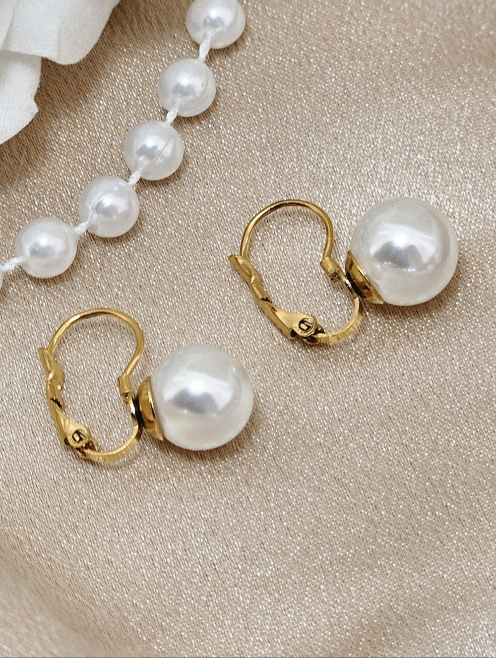 Savvy Cie Earrings 18k Gold Plated Pearl Leverback Boho Vacation Minimalist